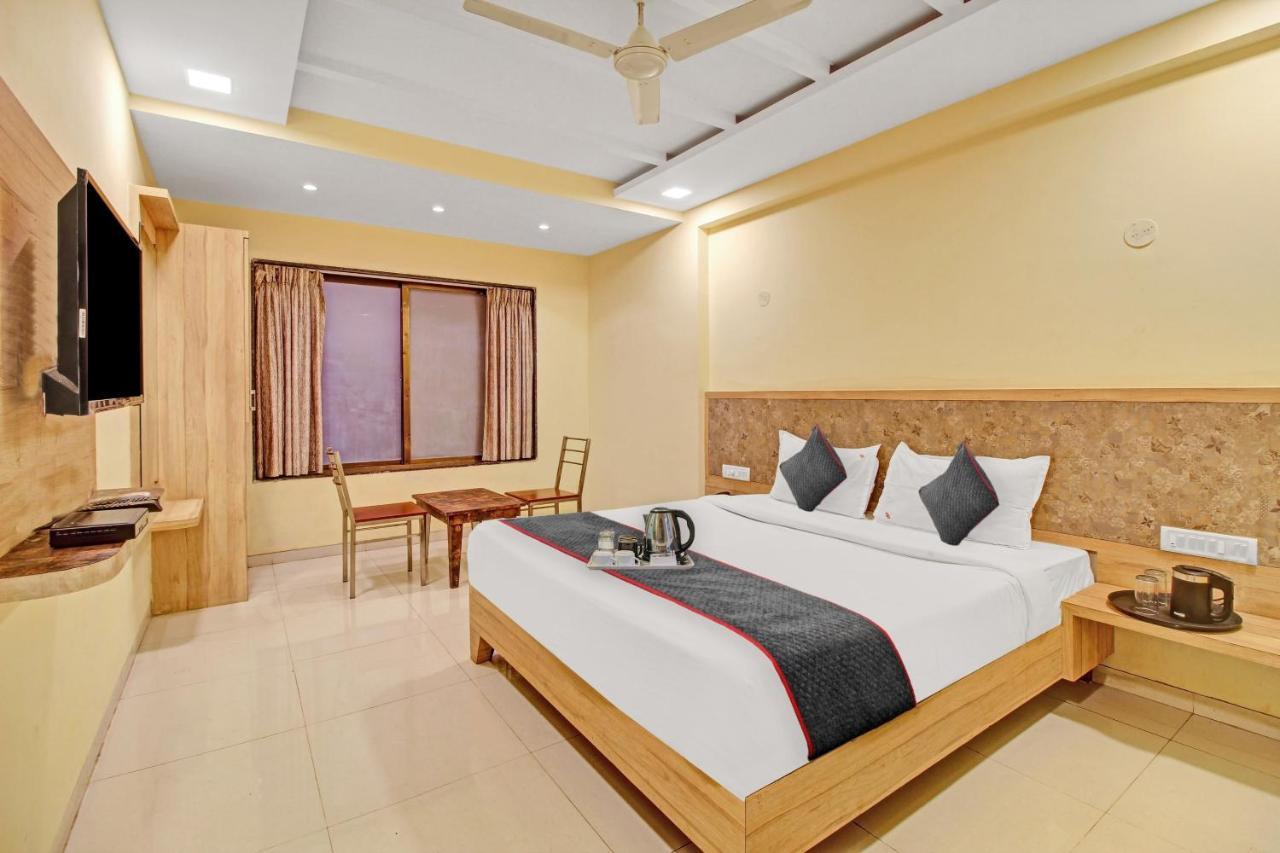 Oyo Townhouse 701 Hotel Bright Plaza Mahabaleshwar Exterior photo