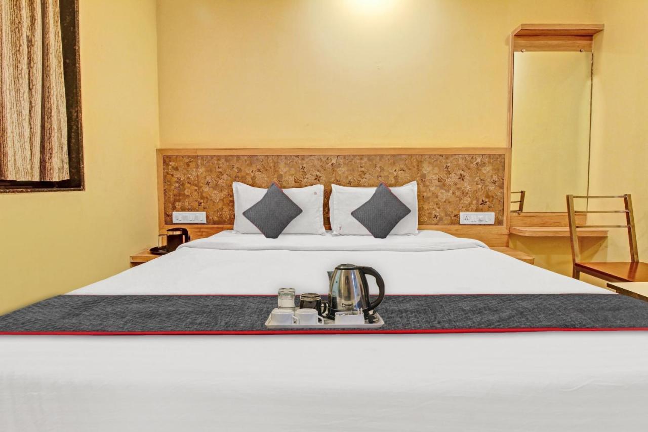 Oyo Townhouse 701 Hotel Bright Plaza Mahabaleshwar Exterior photo